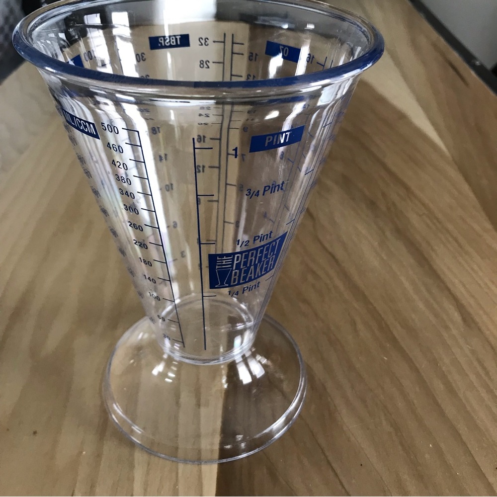 The Perfect Beaker. Plastic.